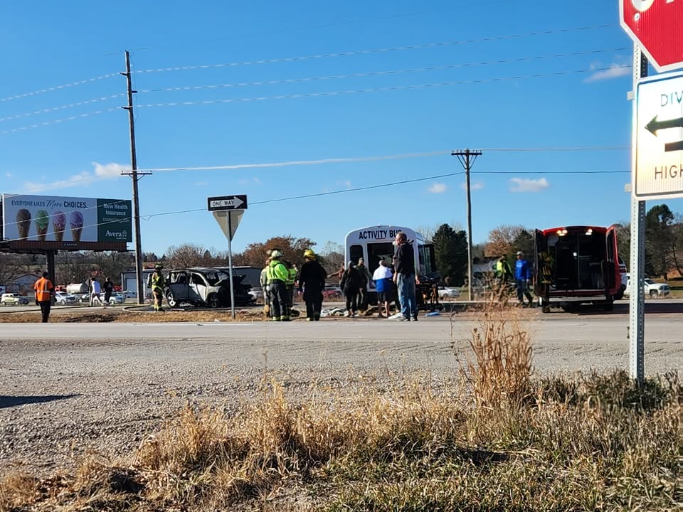 C80 and 75 South mini bus and SUV crash with fire.  Numerous...