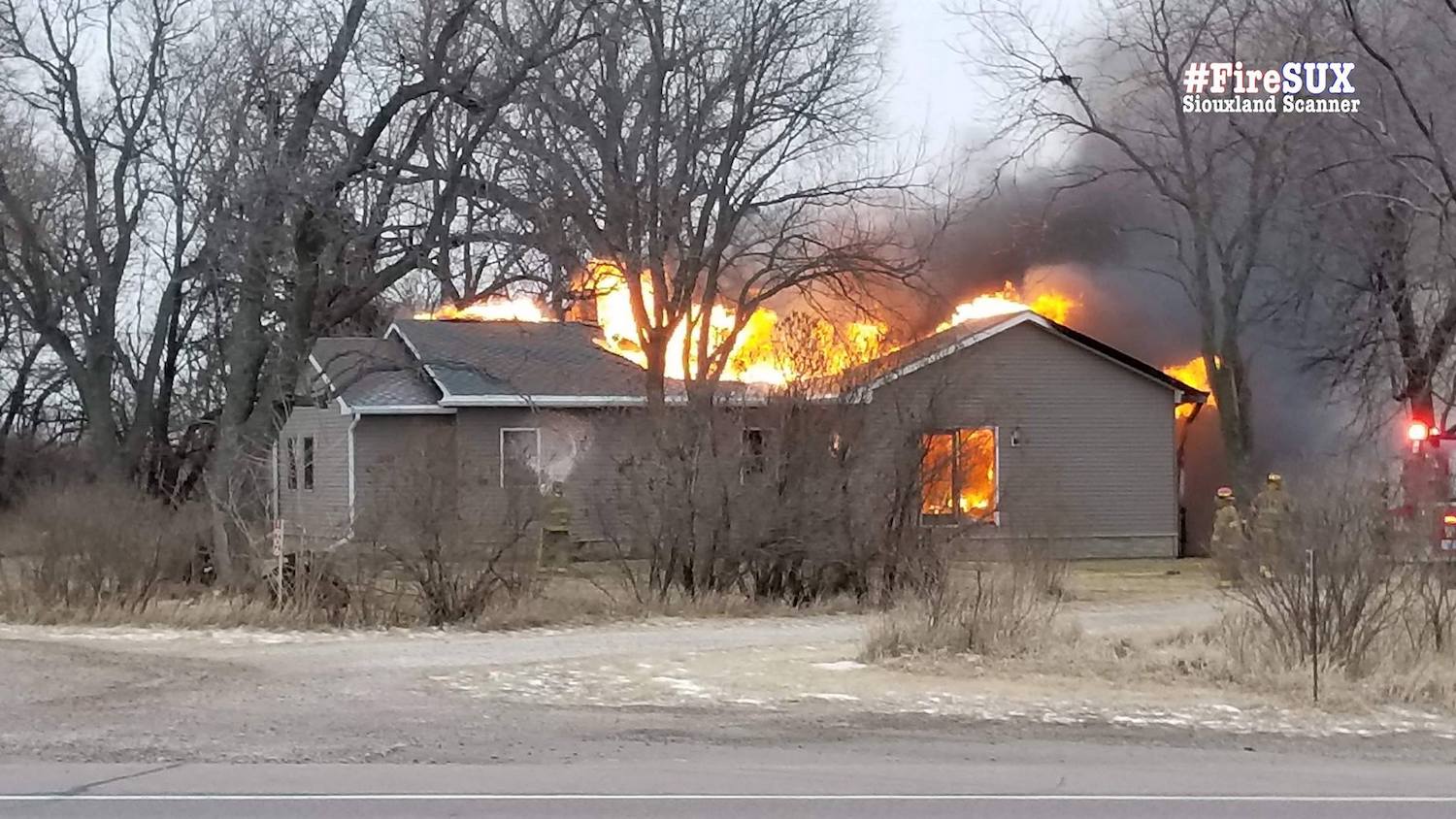 Unidentified body found in Dakota City burnt out home Thursday