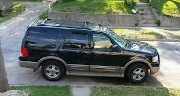 RECOVERED Black 2004 Ford Expedition 4th and Isabella Sioux City